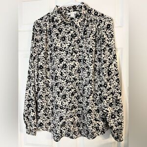 H&M Womens Button Up Modern Floral Print Black Gray Cream Blouse Size M ~EUC